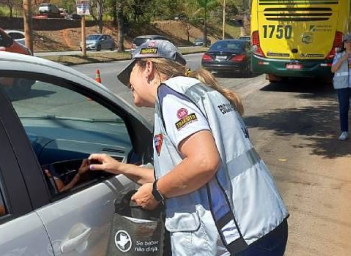 Minas inicia Semana Nacional do Trânsito com blitz educativa